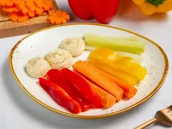 Овощи Крудите с хумусом